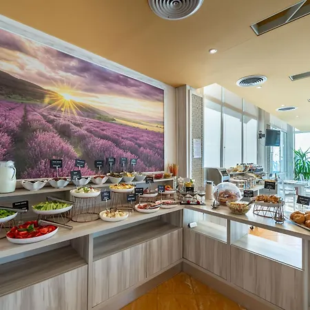 Ξενοδοχείο Aphrodite 4*