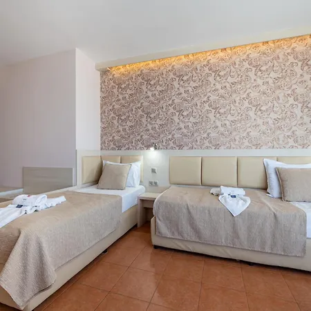 Aphrodite 4*